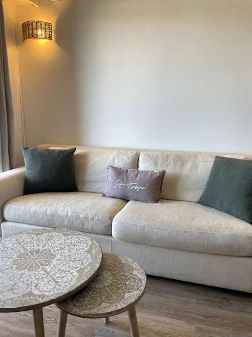 Appartement Vue Mer, 5Min A Pied De La Plage, Parking Prive Vallauris Exterior photo